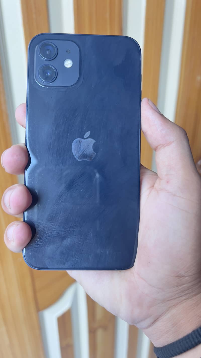 Apple iPhone 12 1