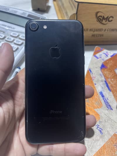 Apple iPhone 7