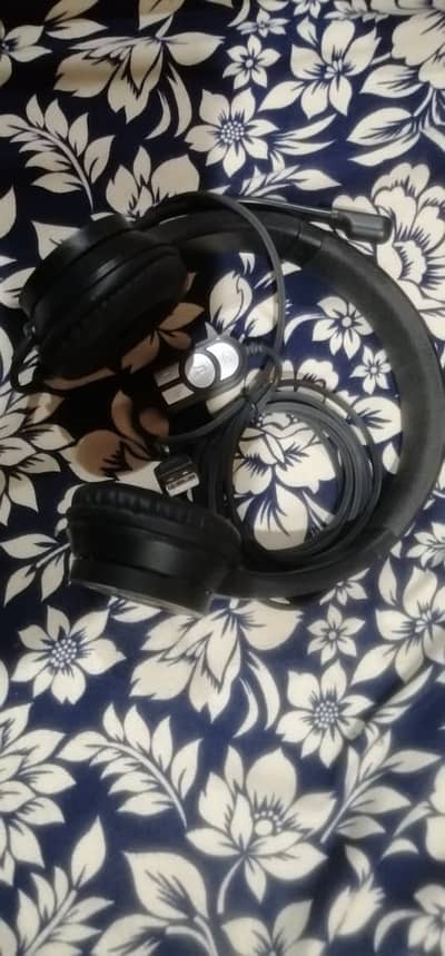 Headphone for sale (USB Type Cable)