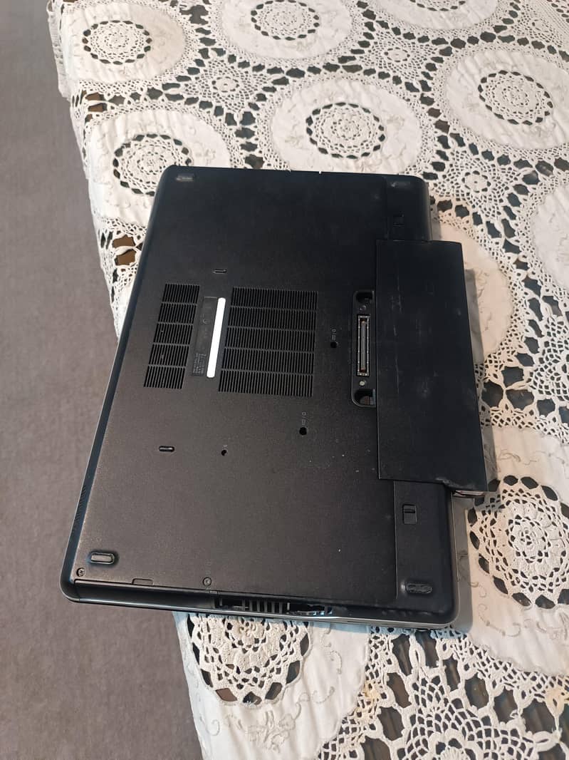 Dell latitude E6540 4