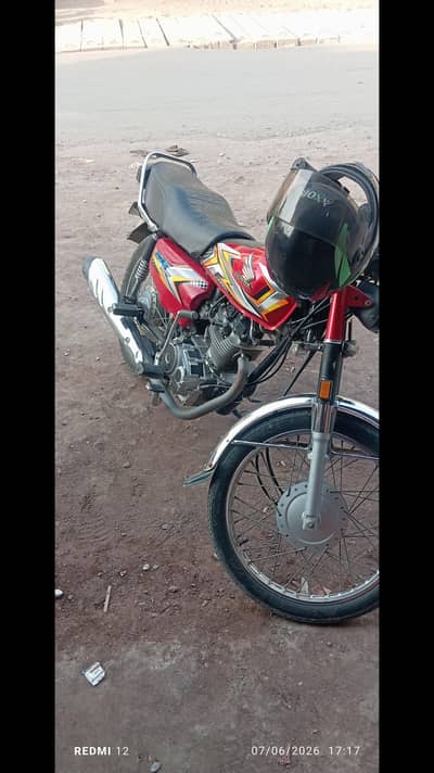 CG125
