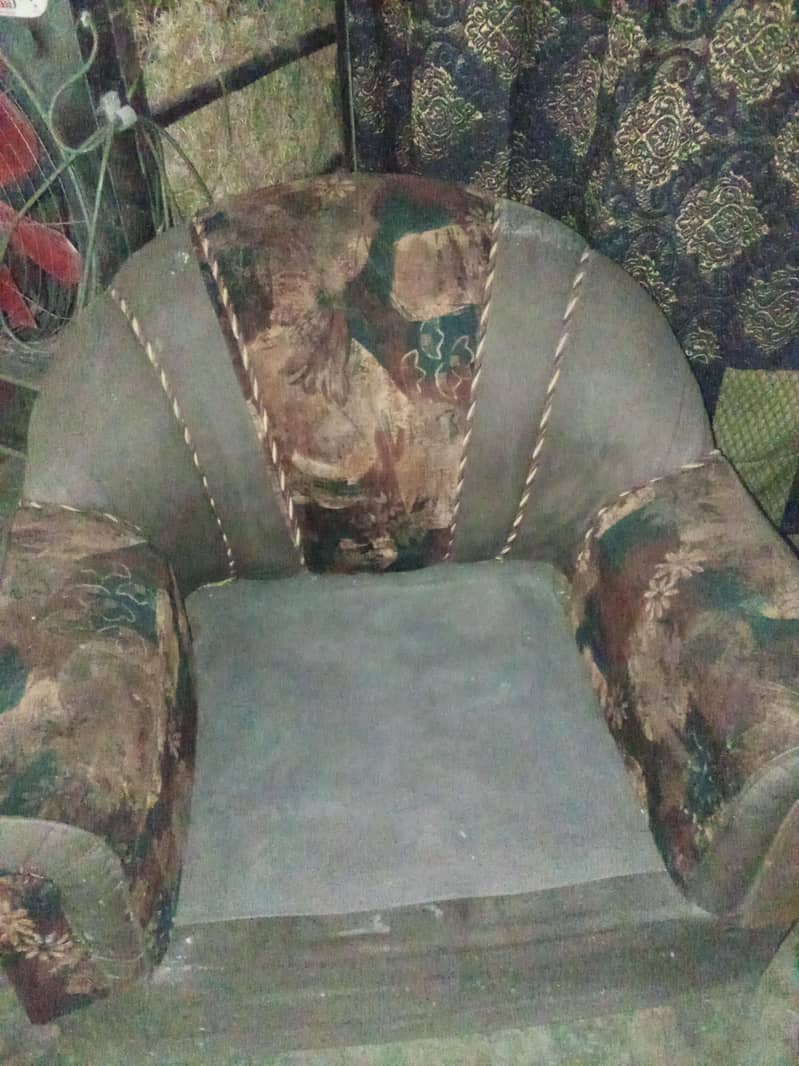 4 single piece sofa set 0