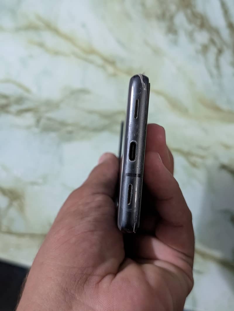 Google Pixel 7a 4