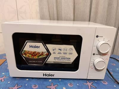 Microwave oven  for sale Condition 10/10