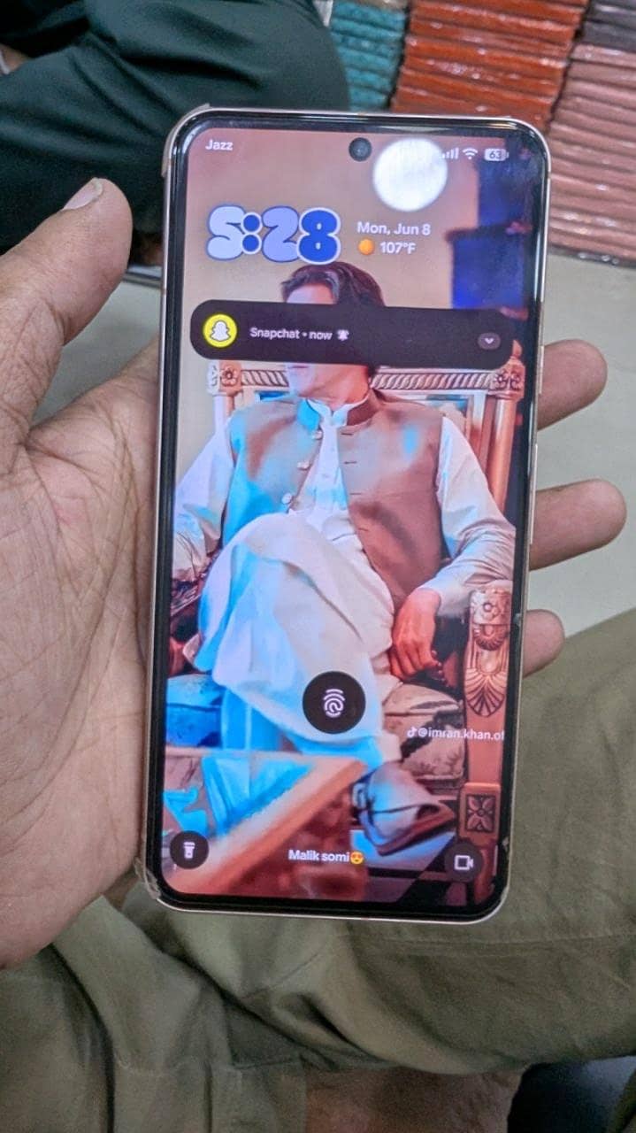 Google Pixel 8 1