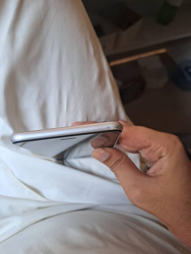 Apple iPhone 6 Plus 6