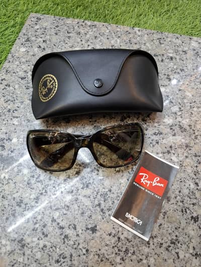 Ray Ban RB 4068 SunGlasses