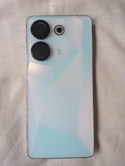 Tecno CAMON 20