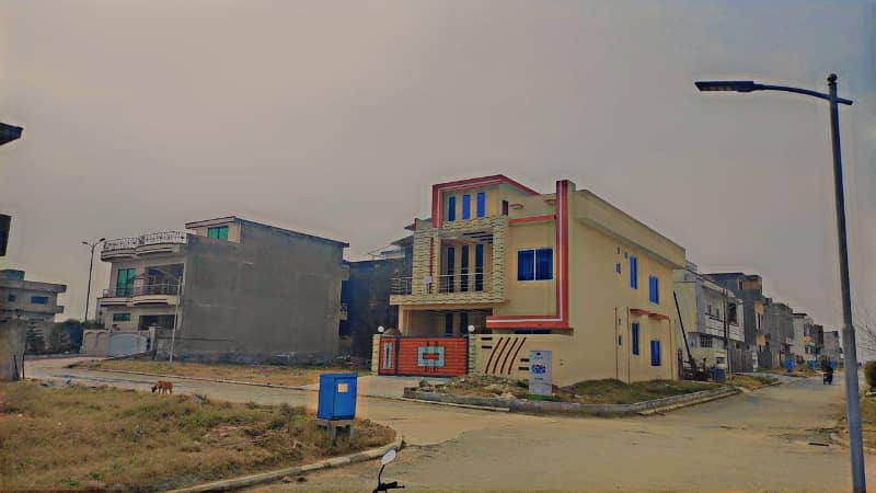 30x60 8 Marla Plot 33