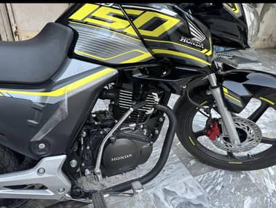 Honda CB 150f 2026 model 1100 km millage only
