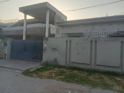 12 male double story lifetime commercial bank bakery good investment