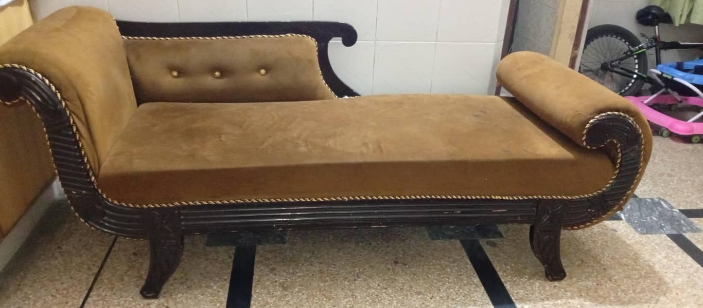deewan sofa 0