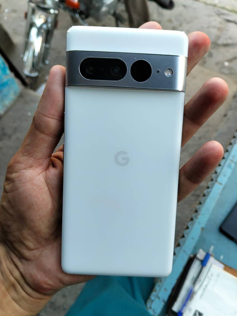 Google Pixel 7 Pro 0