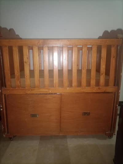 Baby cot with mattress