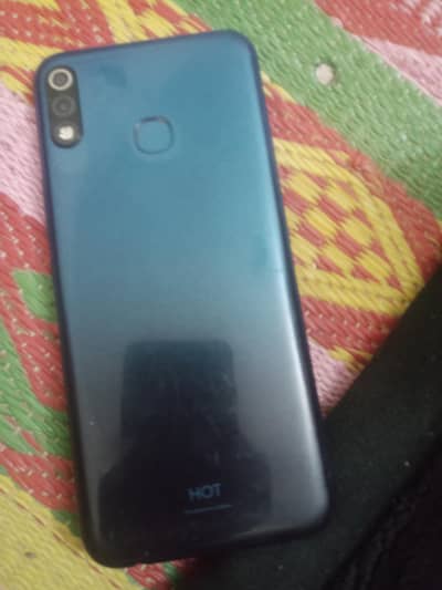 Infinix Hot 8