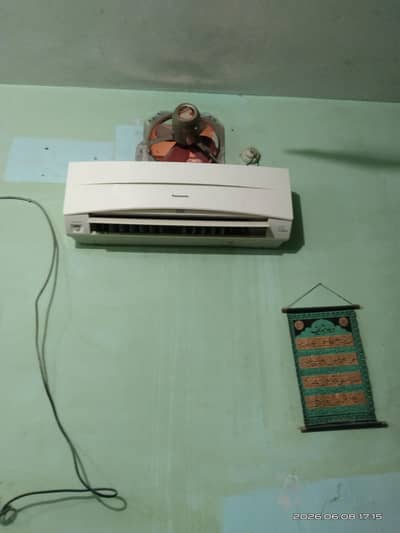 1. ton Panasonic v good condition