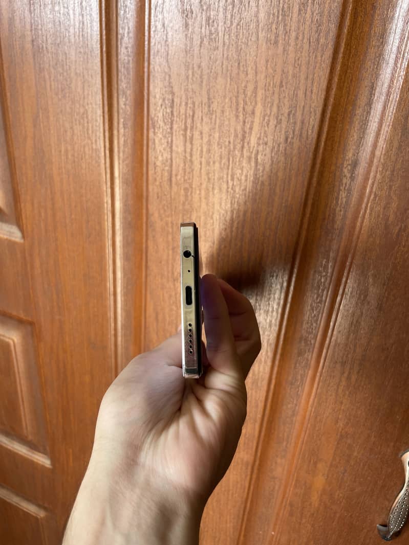 Tecno CAMON 20 2