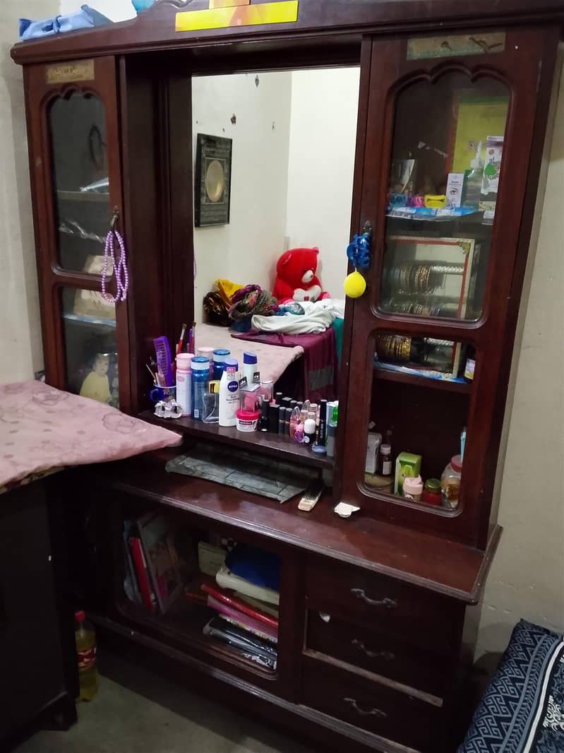 dressing table and show case 0
