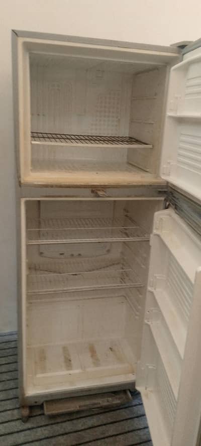 Dawlance fridge