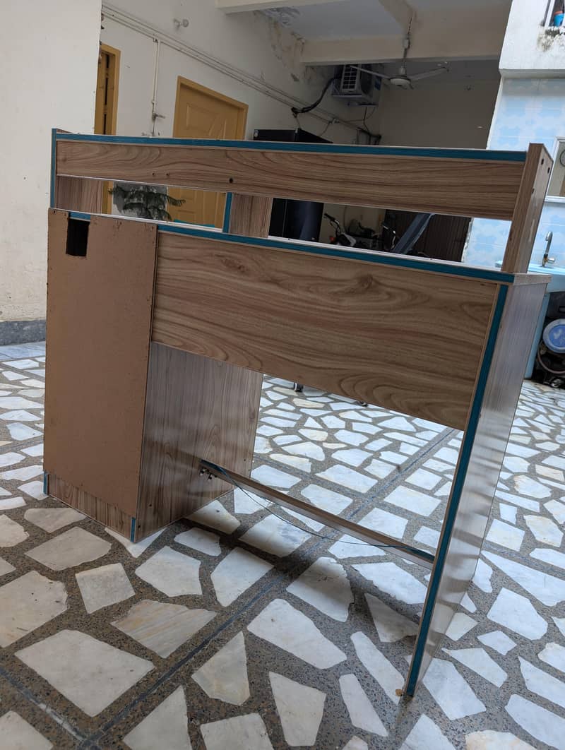 Laminated Study/Computer Table 2