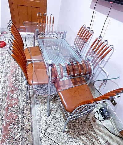 Dinning Table With Chairs