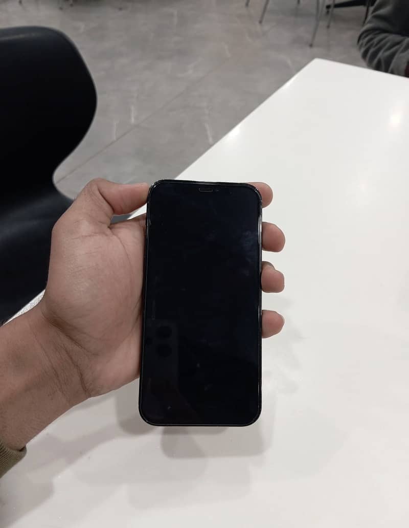 Apple iPhone 12 Pro 1