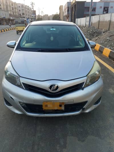 Toyota Vitz 2012