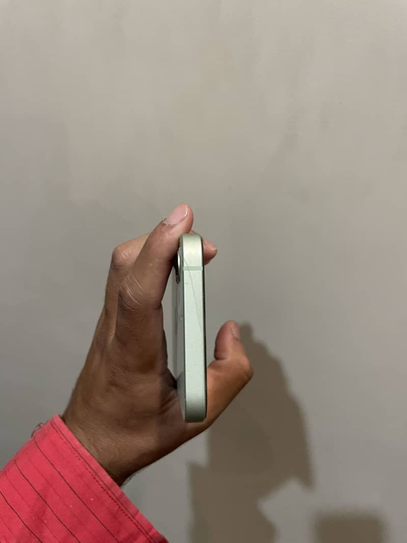 Apple iPhone 12 5