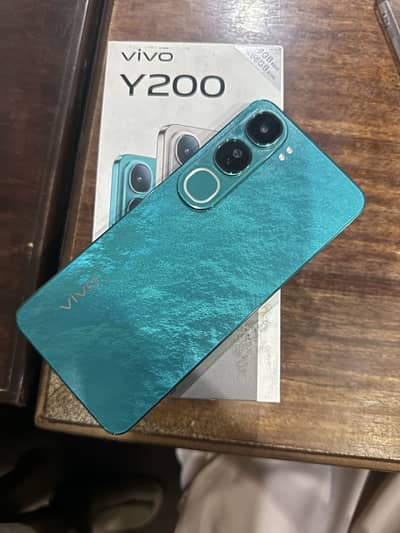 Vivo Y200