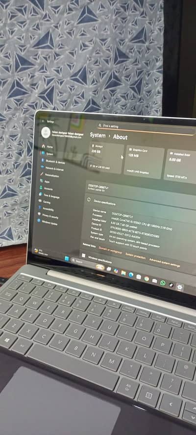 surface go laptop 10/10 condition