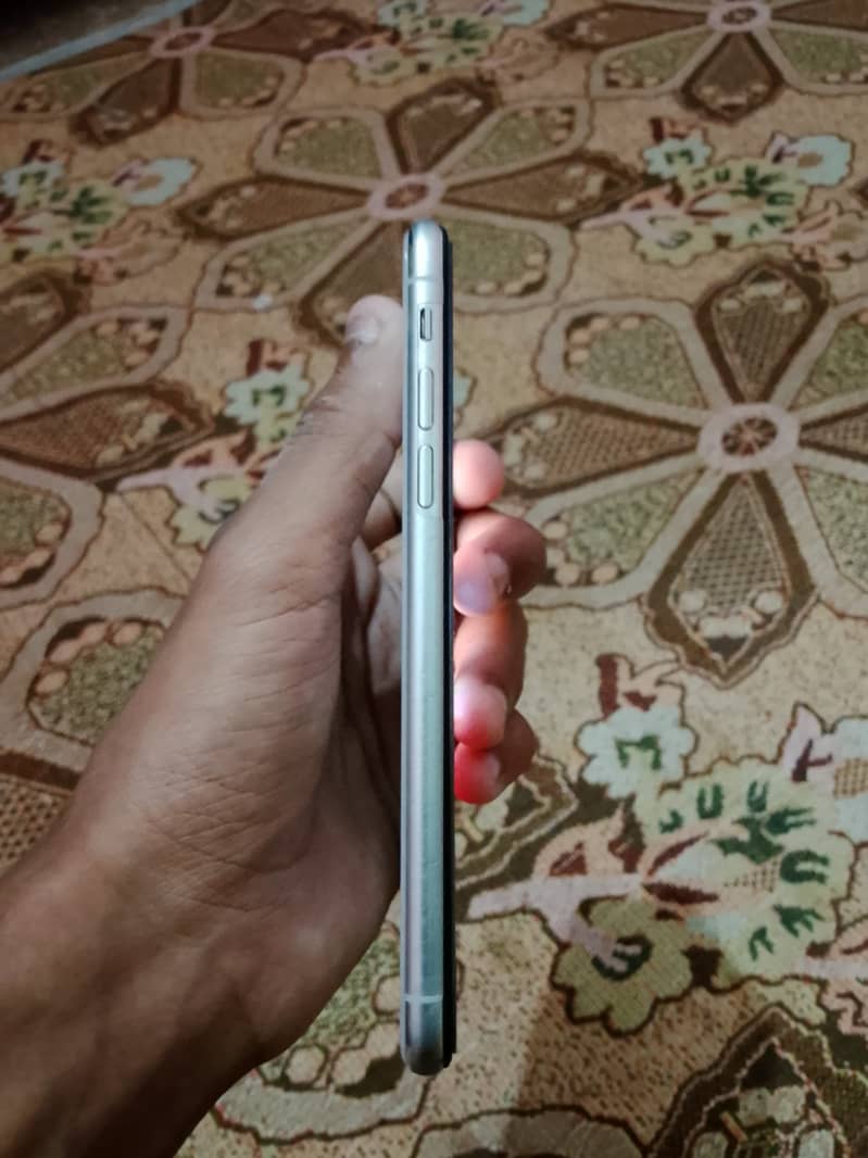 Apple iPhone X 2