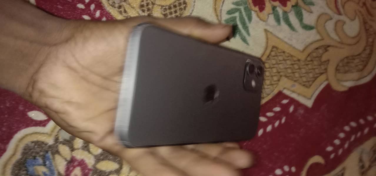 Apple iPhone 11 1