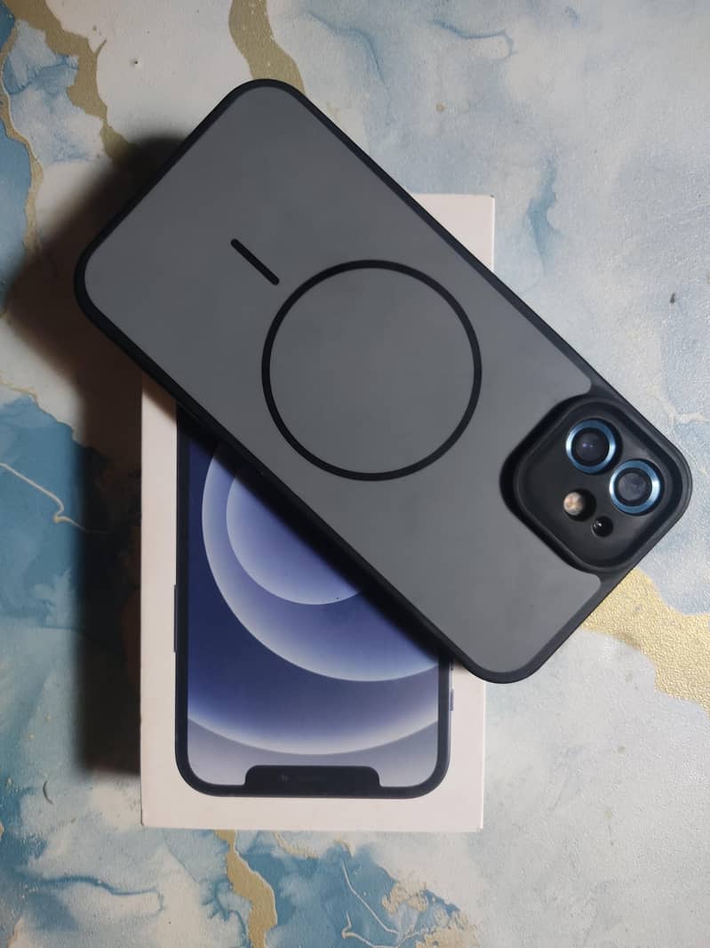 Apple iPhone 12 1