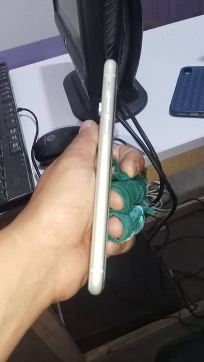 Apple iPhone XR