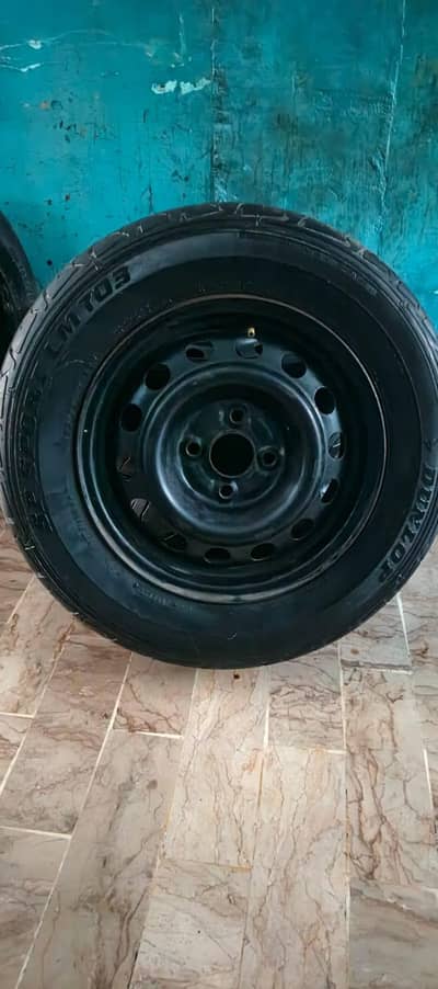 4 tyre with stupni
