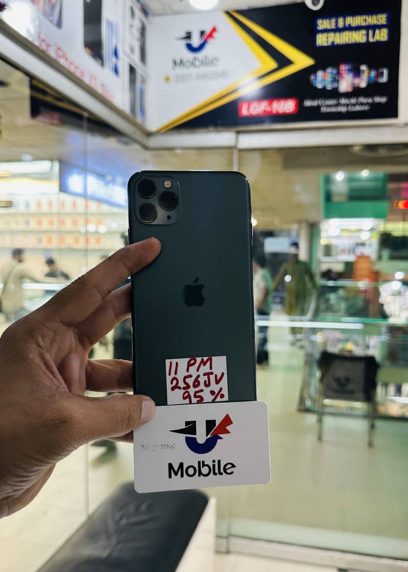 iPhone 11 pro max 3