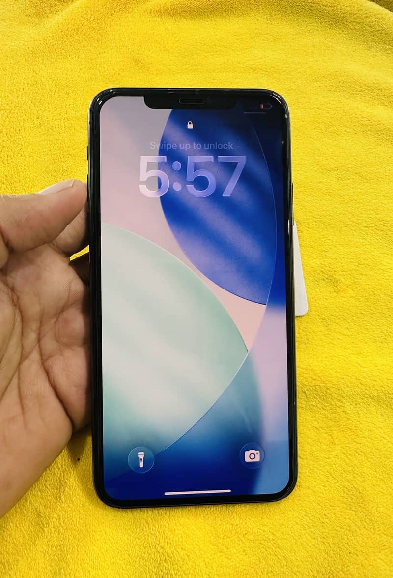 iPhone 11 pro max 6