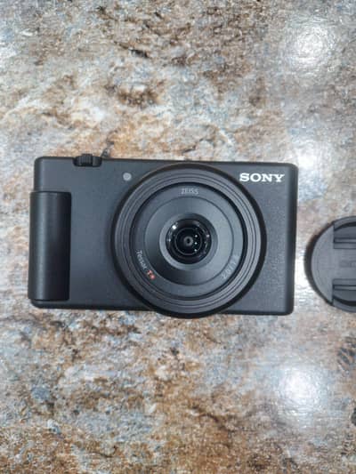 Sony ZV 1F  (brand new)