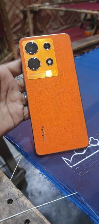 Infinix Note 30