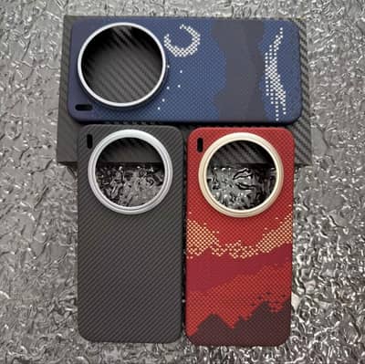 X300 Magnitic case black carbon fiber