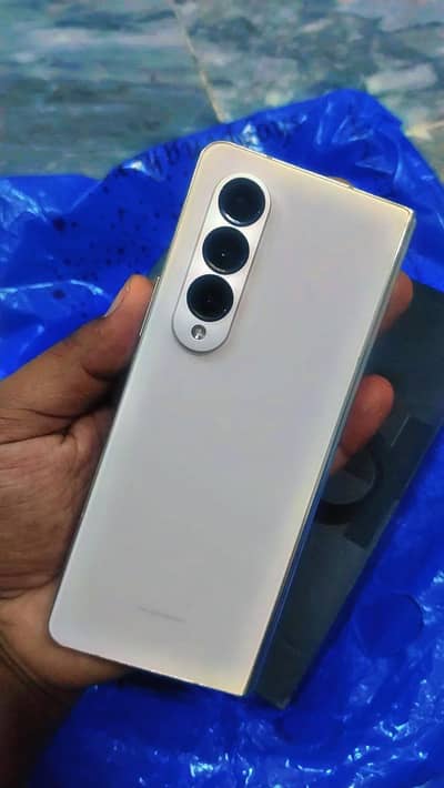 Samsung Mobile Z Fold 4