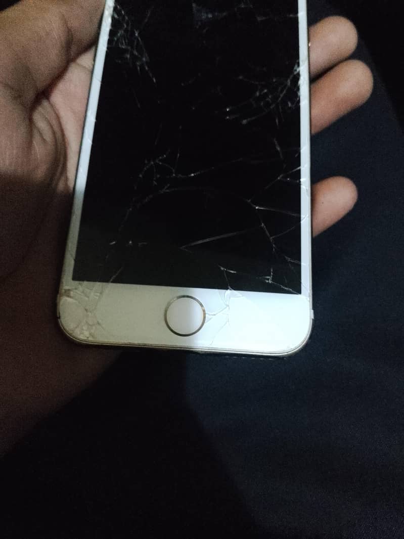 Apple iPhone 7 1