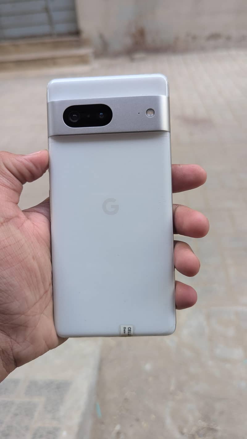 Google Pixel 7 3