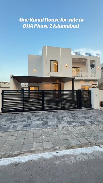 1 Kanal Brand New Ultra Luxurious Designer House For Sale Central park facing