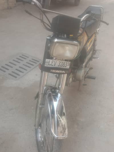 aoa i am selling my united 70 good condition