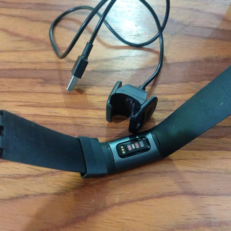 Fitbit charge 4 0
