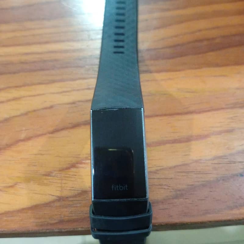 Fitbit charge 4 1