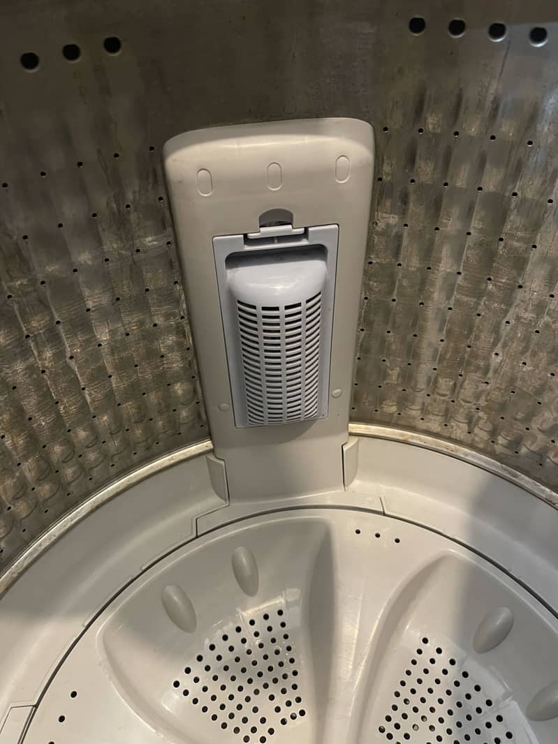 Haier Automatic Washing & Drying Machine 8