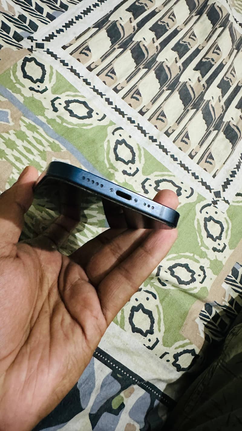 iPhone 12 9