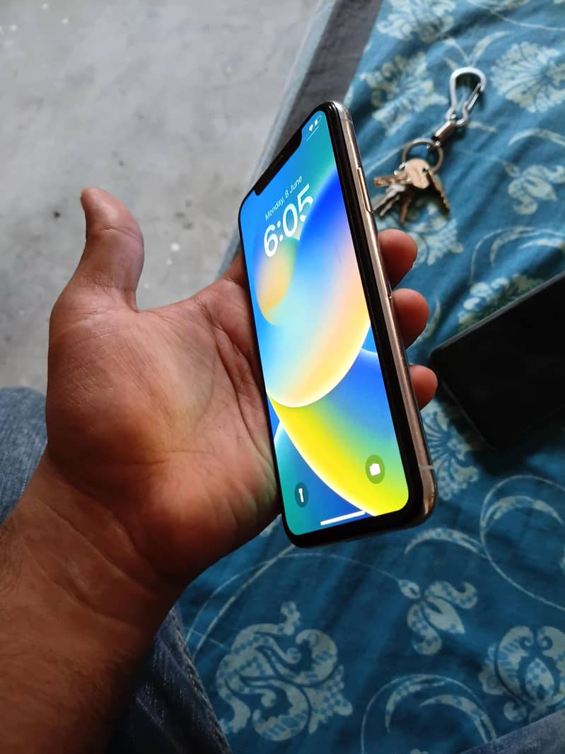 Apple iPhone X 2